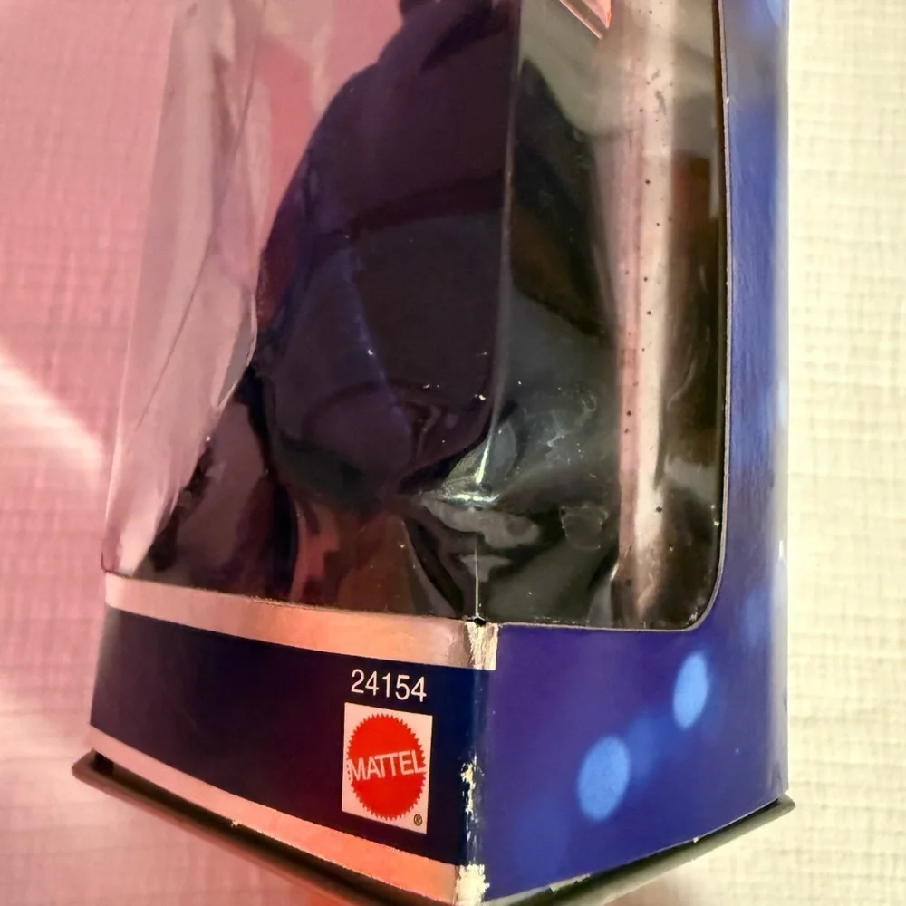 Barbie New Year Millennium Princess Doll Special Edition Mattel 2000 Damaged Box